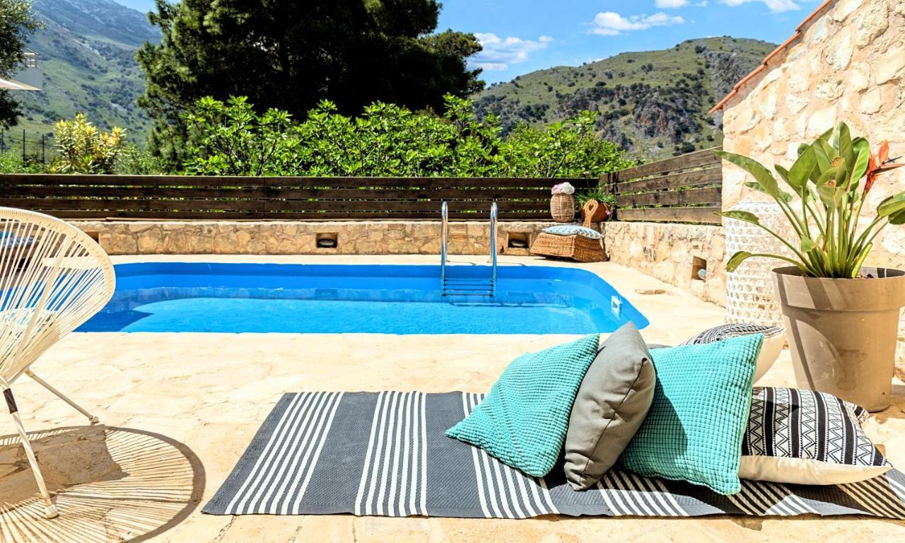Mouríon Apple Villas מראה חיצוני תמונה